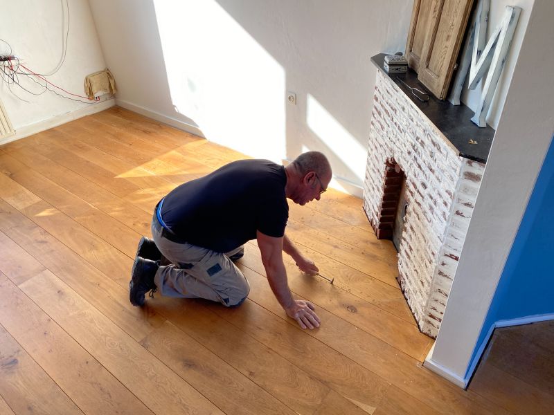 Solid Hardwood Floor Installation